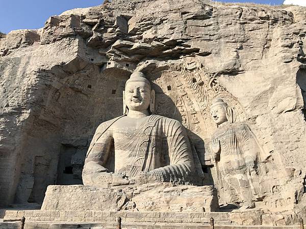 【中國】山西大同 終於完成四大石窟的雲岡石窟與懸空寺